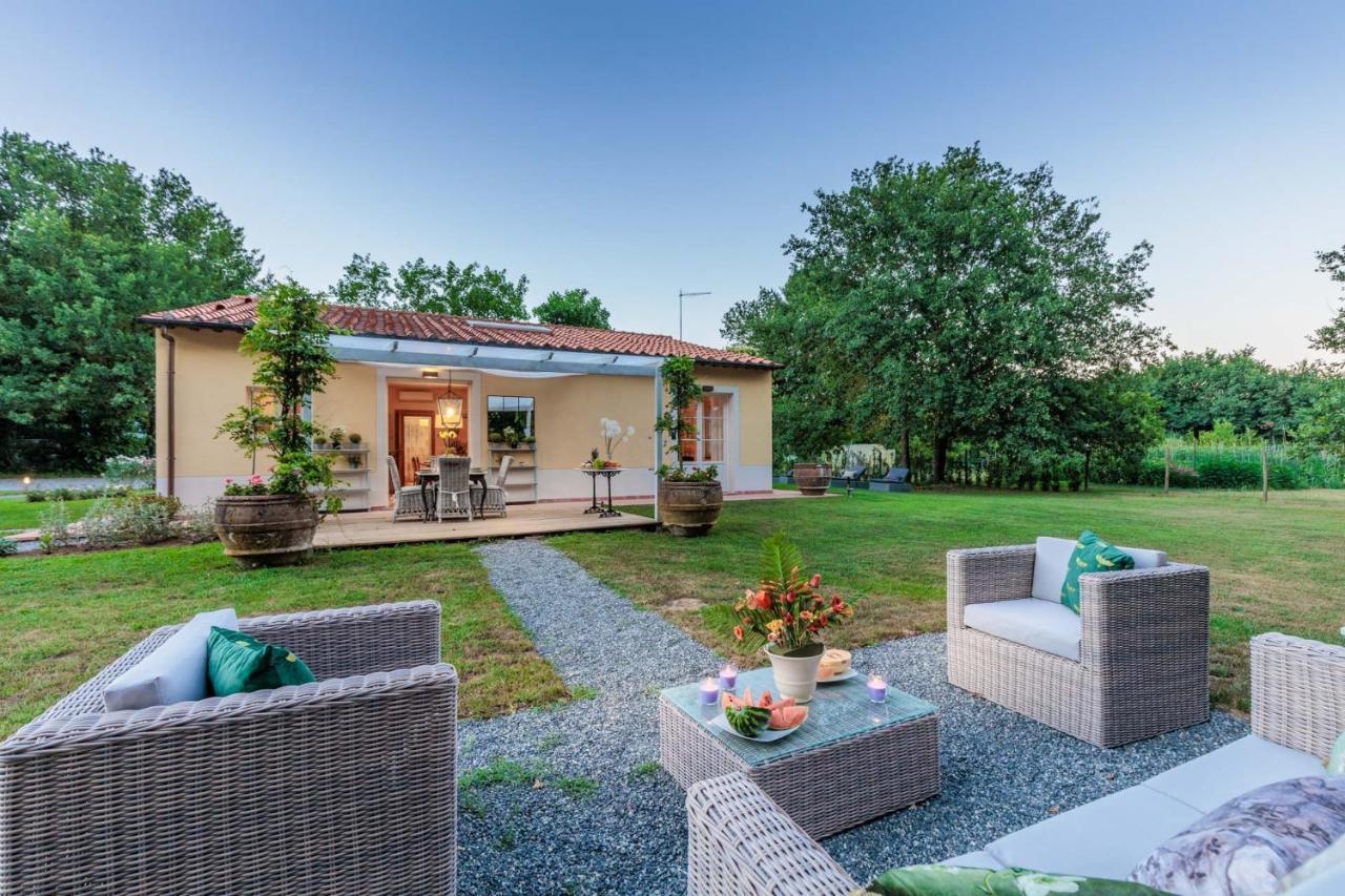 Villa Bassotta, A Charming Cottage Lucca Dış mekan fotoğraf