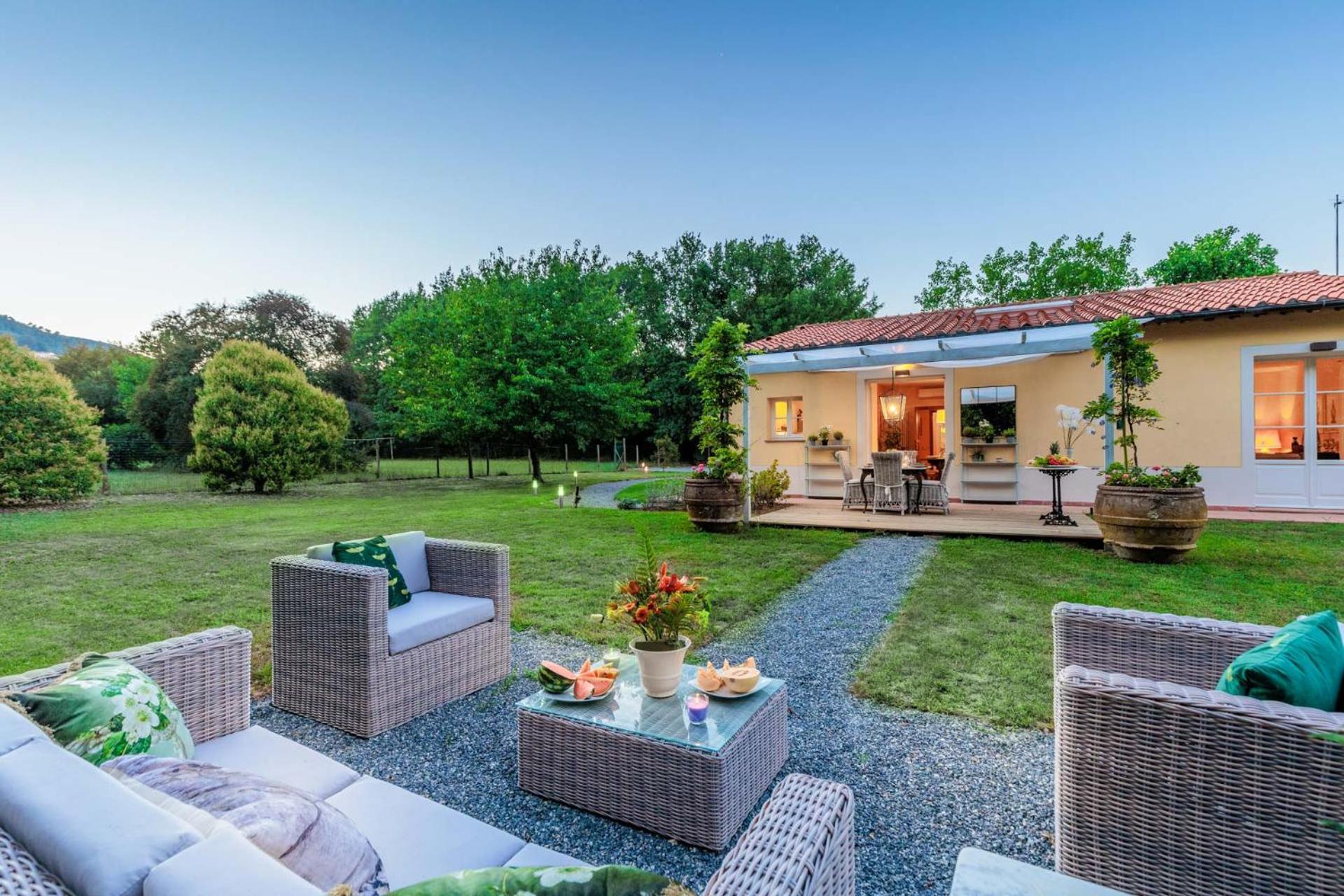 Villa Bassotta, A Charming Cottage Lucca Dış mekan fotoğraf